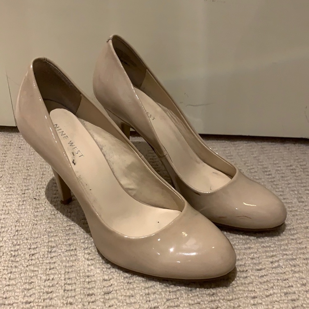 Nine West nude heels